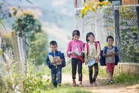 Tiếp nhận gần 05 tỷ đồng nguồn viện trợ phi chính phủ hỗ trợ cho học sinh, sinh viên nghèo trên địa bàn tỉnh Quảng Nam