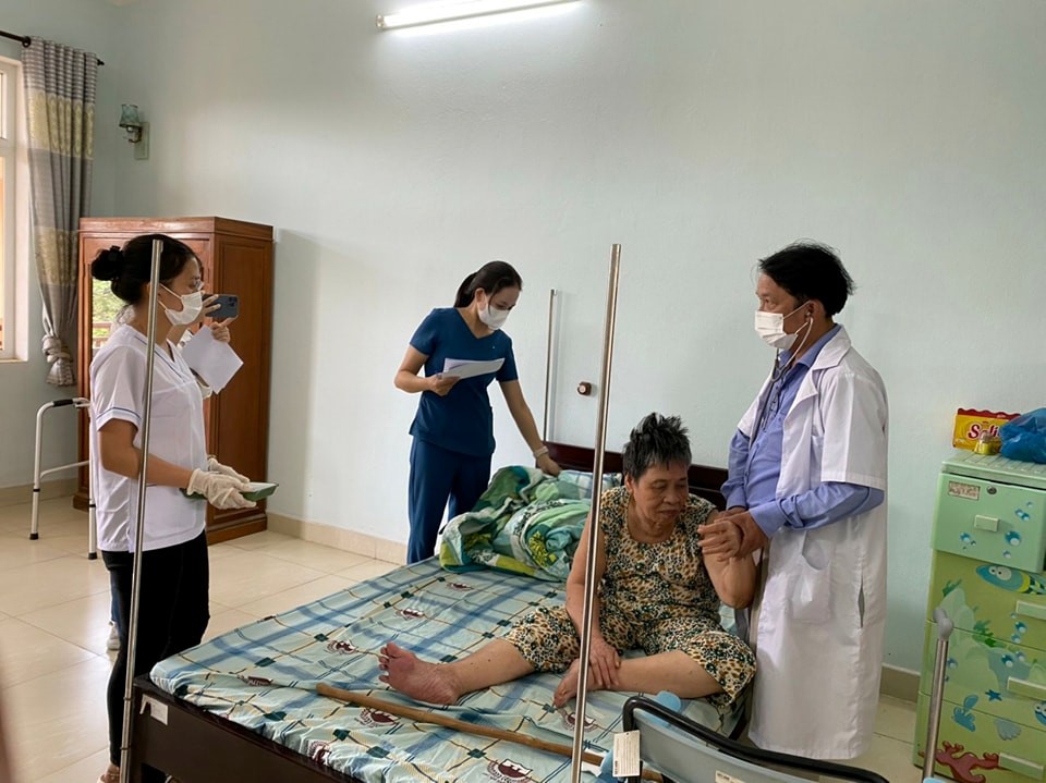 Tích cực tham gia các phong trào thi đua thực hiện tốt công tác chăm sóc người có công tại Trung tâm Nuôi dưỡng, điều dưỡng người có công Quảng Nam